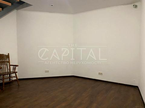 комерційна за адресою Шота Руставелі вул., 20