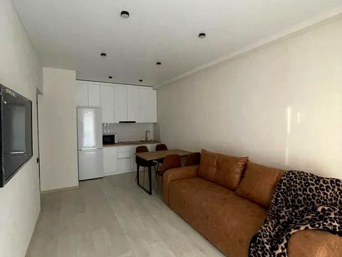 квартира за адресою Михайла Максимовича вул. (Онуфрія Трутенка), 28-Б