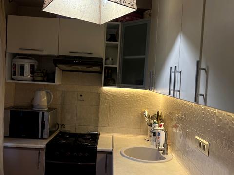 квартира за адресою Зодчих вул., 18-А