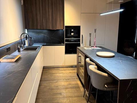 будинок за адресою Сонячна вул., 3