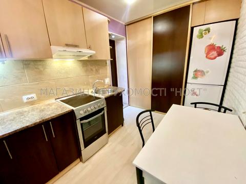 квартира за адресою Байрона просп., 21А