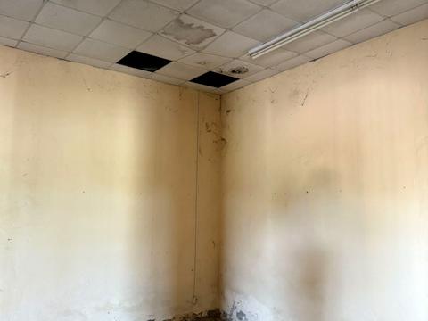 комерційна за адресою Леніна, 1/4