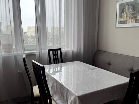 квартира за адресою Київ, Валерія Лобановського просп. (Червонозоряний), 4-В