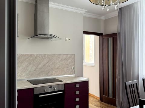 квартира за адресою Київ, Валерія Лобановського просп. (Червонозоряний), 4-В