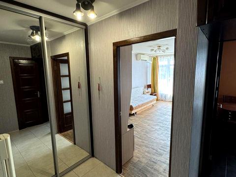 квартира за адресою Андрія Малишка вул., 21