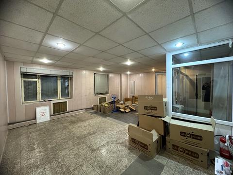 комерційна за адресою Криворіжсталі вул. (Орджонікідзе), 9