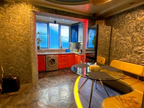 квартира за адресою Анни Ахматової вул., 43