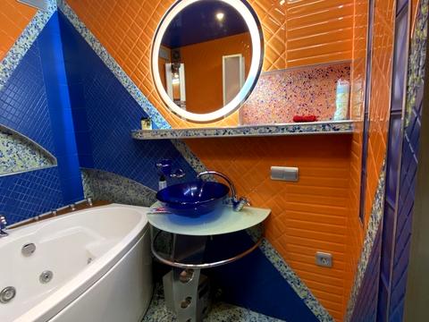 квартира за адресою Анни Ахматової вул., 43