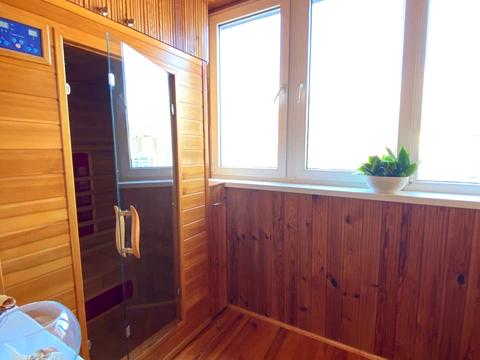 квартира за адресою Анни Ахматової вул., 43