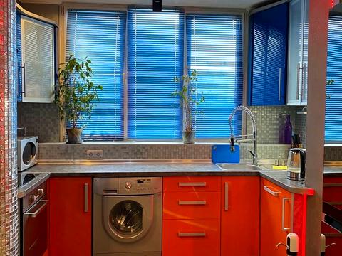 квартира за адресою Анни Ахматової вул., 43