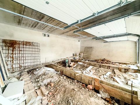 комерційна за адресою Дмитра Коцюбайла вул., 7-А