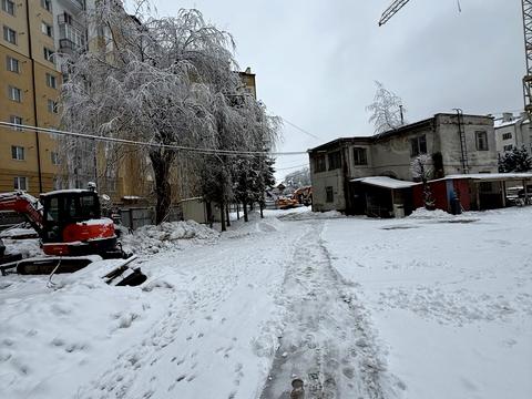 комерційна за адресою Дмитра Коцюбайла вул., 7-А