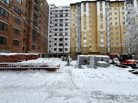 комерційна за адресою Дмитра Коцюбайла вул., 7-А