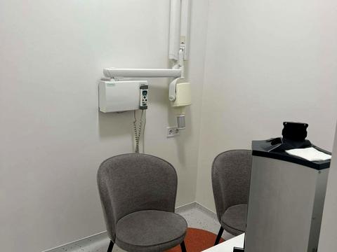 комерційна за адресою Івана Франка вул., 25А