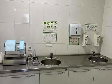 комерційна за адресою Івана Франка вул., 25А