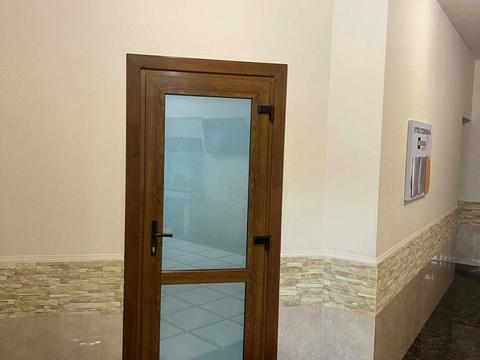 комерційна за адресою Івана Франка вул., 25А