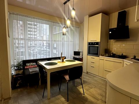 квартира за адресою Матвія Донцова вул. (Тургенєвська), 50-В