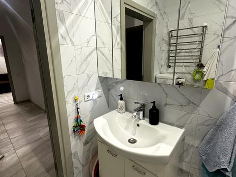 квартира за адресою Матвія Донцова вул. (Тургенєвська), 50-В