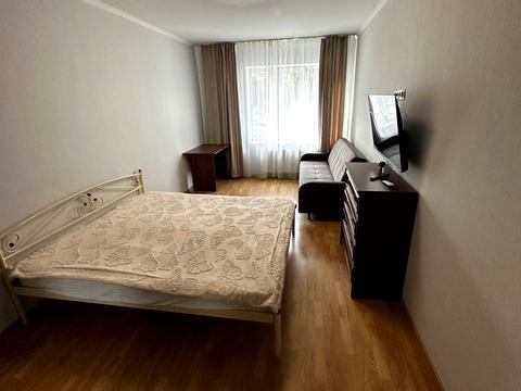 квартира за адресою Літературна вул. (Чехова), 14-В