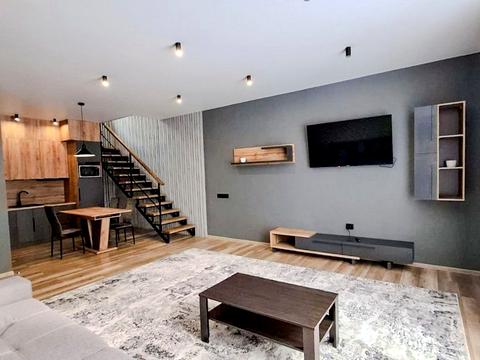 коммерческая по адресу Героїв Майану, 2