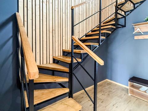 коммерческая по адресу Героїв Майану, 2