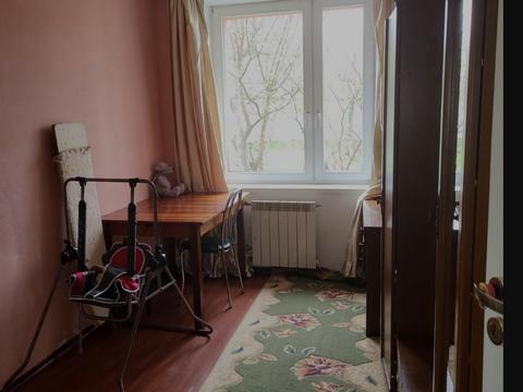 квартира за адресою Конституції, 3