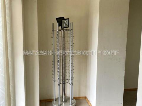 комерційна за адресою Глобинська вул. (Маршала Батицького), 45