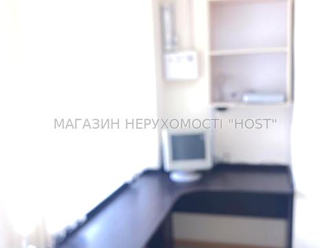 комерційна за адресою Глобинська вул. (Маршала Батицького), 45