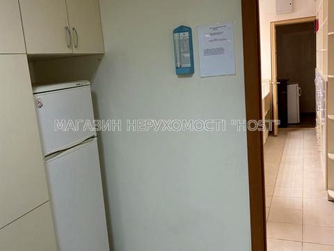 комерційна за адресою Глобинська вул. (Маршала Батицького), 45