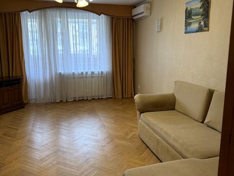 квартира за адресою Валерія Лобановського просп. (Червонозоряний), 18