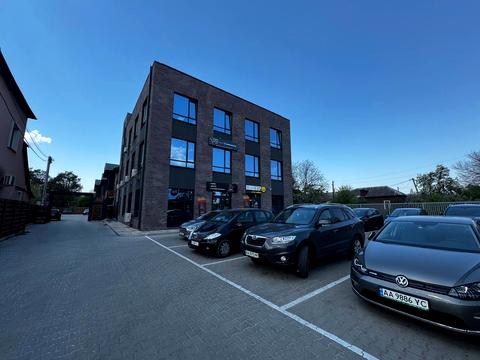 комерційна за адресою Центральна вул. (Чапаєва), 65