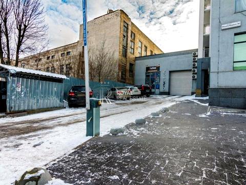 комерційна за адресою Машинобудівна вул., 41