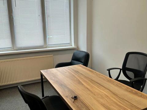 комерційна за адресою Зелена вул., 131