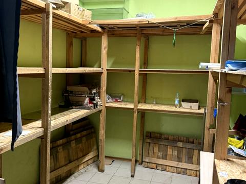 комерційна за адресою Хлібна вул., 12б