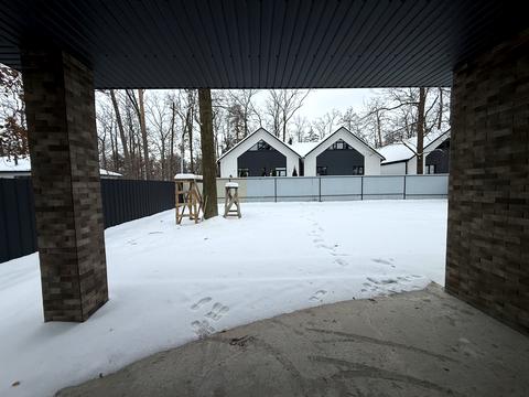 дом по адресу Курортна