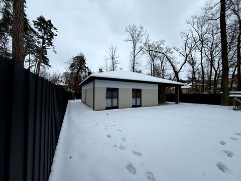 дом по адресу Курортна