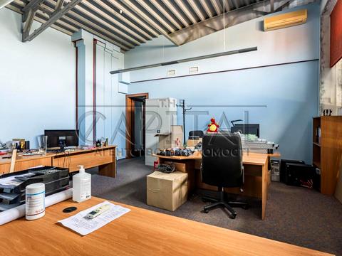 комерційна за адресою Київ, Дегтярівська вул., 33Б