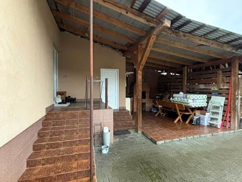 будинок за адресою Волошина