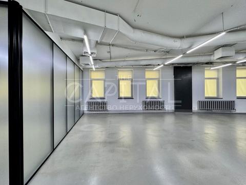 комерційна за адресою Лесі Українки бульв., 23-Б