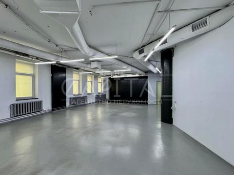 комерційна за адресою Лесі Українки бульв., 23-Б