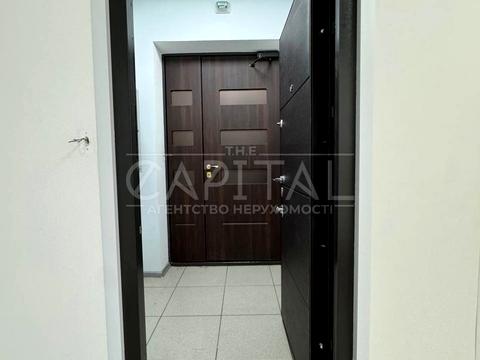 комерційна за адресою Казарменна вул. (Григорія Андрющенка), 7