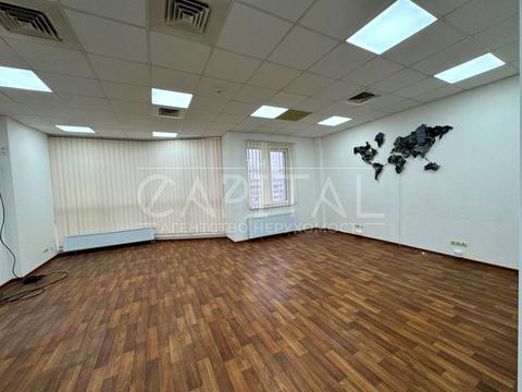 комерційна за адресою Казарменна вул. (Григорія Андрющенка), 7