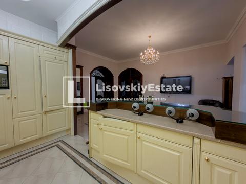 квартира за адресою Академіка Богомольця вул., 5