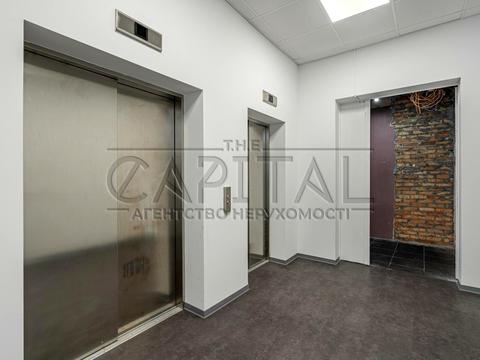 комерційна за адресою Саксаганського вул., 120