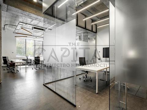 комерційна за адресою Саксаганського вул., 120