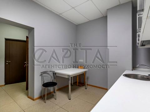 коммерческая по адресу Светлая ул., 3