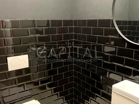 комерційна за адресою Андрія Верхогляда вул. (Михайла Драгомирова), 15