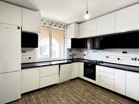 будинок за адресою Коломия, Олекси Довбуша вул.