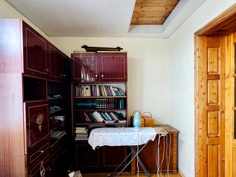 будинок за адресою Євгена Коновальця вул.