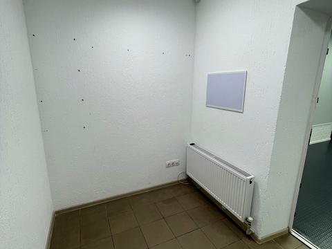 комерційна за адресою Привокзальна вул., 9а